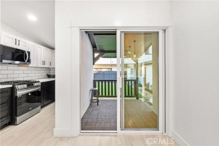 1148 Locust Avenue, Long Beach, Kaliforniya 90813, Amerika Birleşik Devletleri