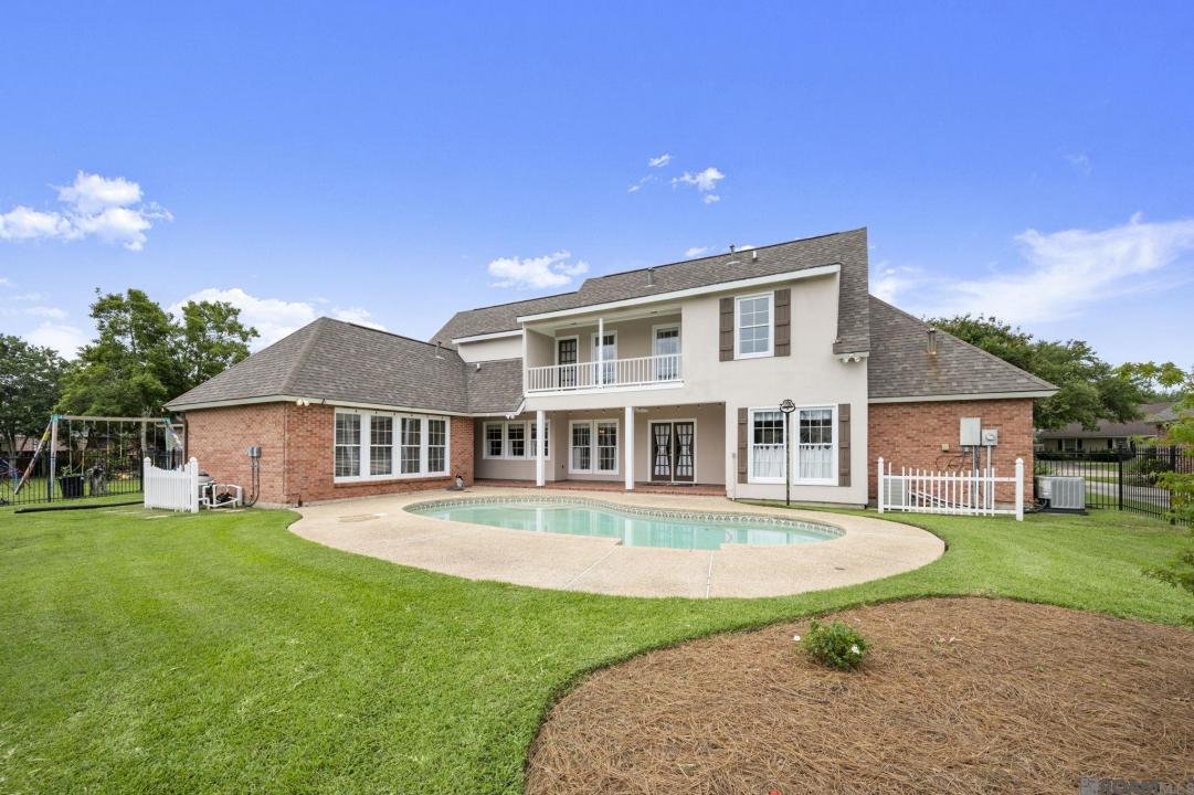 12511 S Lake Sherwood Ave, Baton Rouge, Louisiana 70816, Estados Unidos