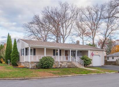 2 Ash Lane, North Providence, RI 02911, USA