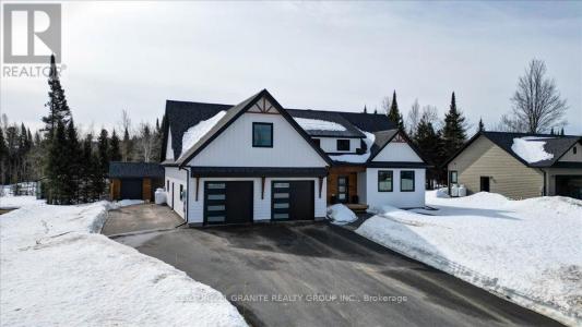 10 BANCROFT RIDGE DRIVE, Bancroft (bancroft Ward), Ontario K0L 1C0, Canada