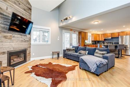 102 LIISA'S LANE, Blue Mountains, Ontario L9Y 3Z2, Canada