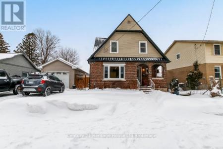 87 BAY STREET, Woodstock (woodstock - South), Ontario N4S 3K7, Canada