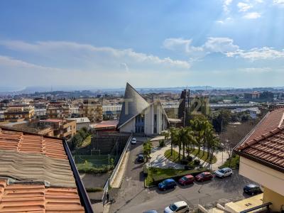 Gravina Di Catania, Sicilia 95030, Italia