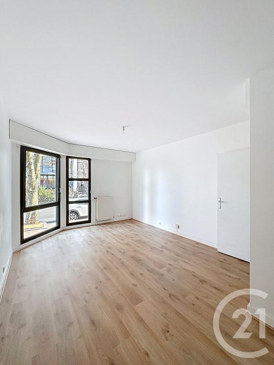 Levallois Perret, Île-de-France 92300, France