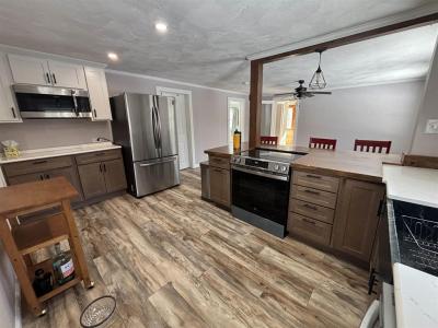 280 Lake Shore Drive, Franklin, NH 03235, USA