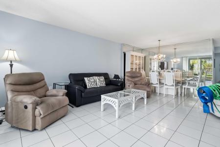 1024 SE 5th Avenue #107, Dania Beach, Floryda 33004, USA