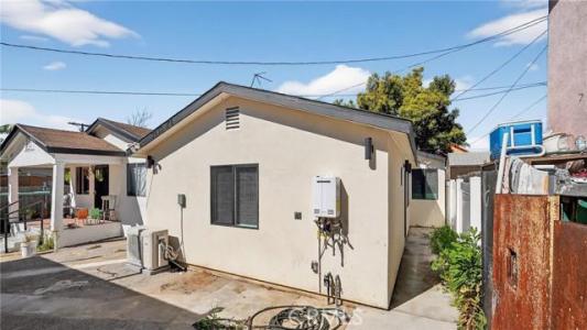 3631 Trinity Street, LA, California 90011, USA