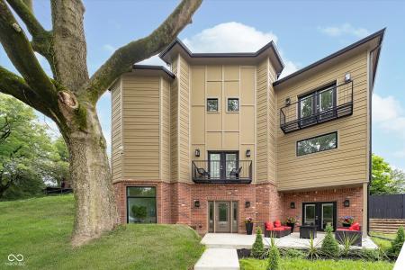 2130 Brookside Parkway North Drive, Indianapolis, Indiana 46201, États-Unis