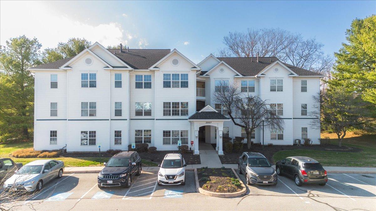 2007 Starlight Ln # 1B, Hagerstown, Maryland 21740, USA