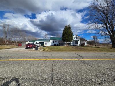 5638 N Lake Rd, Columbiaville, Michigan 48421, USA