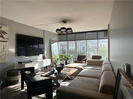 411 W Seaside Way #302, LONG, California 90802, Estados Unidos