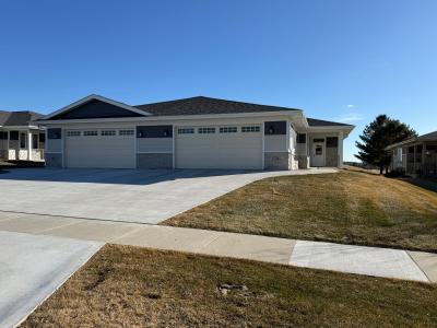 724 E Reinel St, Jefferson, Wisconsin 53549-2085, USA