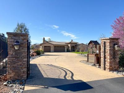 2920 Martel Creek, Rescue, California 95672, USA