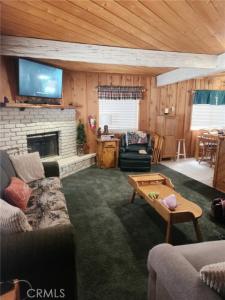 1013 Tinkerbell, Big Bear City, California 92314, Stati Uniti