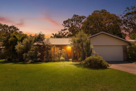 11 Kurana Street, Rainbow Beach, QLD 4581, Australia