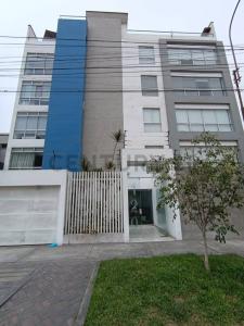 Jr. Los Morochucos Urb. Santa Constanza , Lima, Lima 00001, Peru