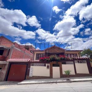 Vuelta grande 22, Sucre, Chuquisaca 0000, Bolivia