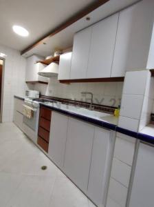 Av 116 Alquiler de Apartamento en El Bosque, Valencia, Carabobo 2001, Venezuela