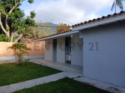 Juan Tineo Arismendi Casa La Fuente, La Plaza De Paraguachí, Nueva Esparta 6301, Venezuela