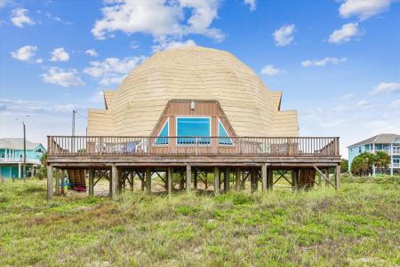 1048 W Gorrie Drive, Saint George Island, Florida 32328, USA