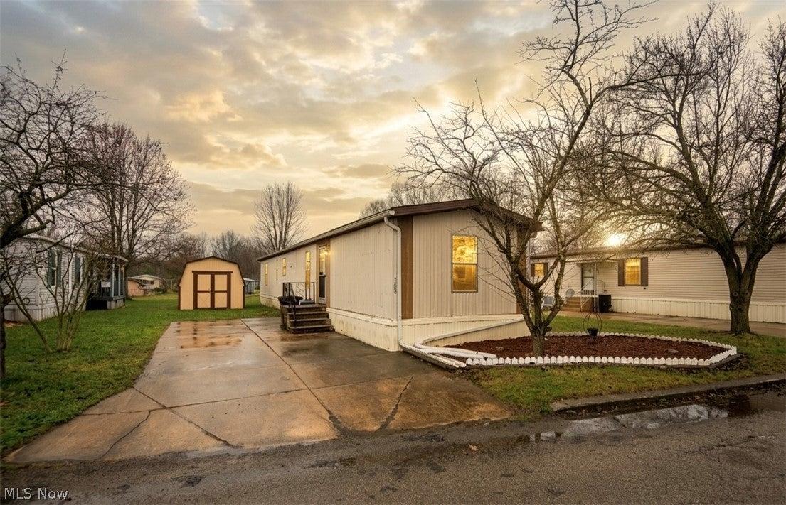 708 Country Pines Sw Drive, Warren, Ohio 44481, États-Unis