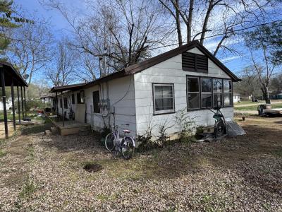 715 Spruce, Piémont, Missouri 63957, États-Unis