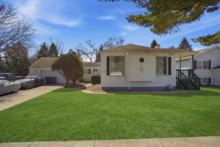 2357 Caton Farm Rd, Crest Hill, Illinois 60403, USA