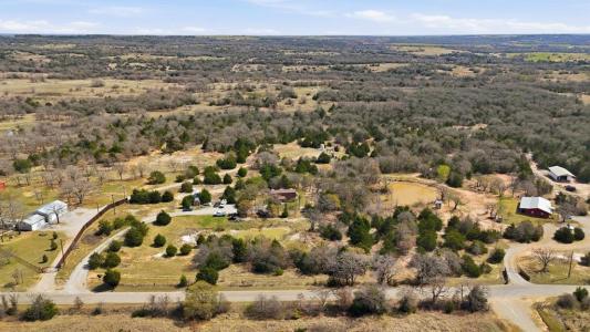 2119 County Road 2585, Alvord, Texas 76225, USA