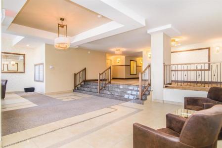 6600  Boul. Henri-Bourassa O., Montréal (Saint-Laurent), ケベック H4R 0G4, カナダ