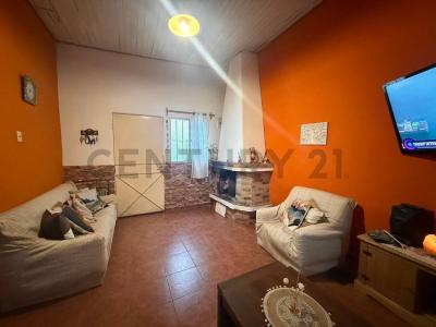 Martin C. Martinez , Tres Cruces, Montevideo 00001, Uruguai