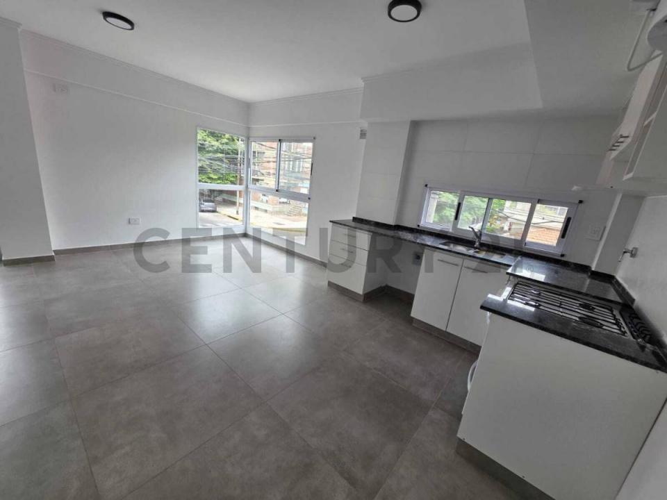 DOCTOR AMADEO SABATTINI 4807, Tres De Febrero, GBA Oeste 00001, Argentine