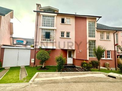 AV. COSTANERA S/N CALLE 1 TOMAS SIACAR, CONDOMINIO CERRO GEMELO, BLOQUE 01, PISO 0, UNIFAM , La Paz, La Paz 0000, 玻利維亞