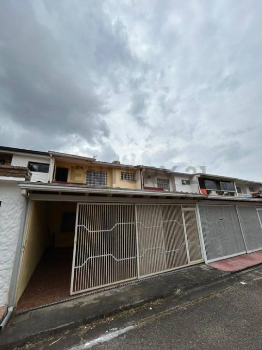 URB VILLA DORADA CASA 11, San Cristóbal, Táchira 5001, Venzuela