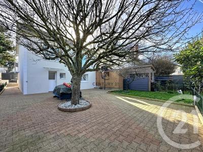 Gagny, Île-de-France 93220, France