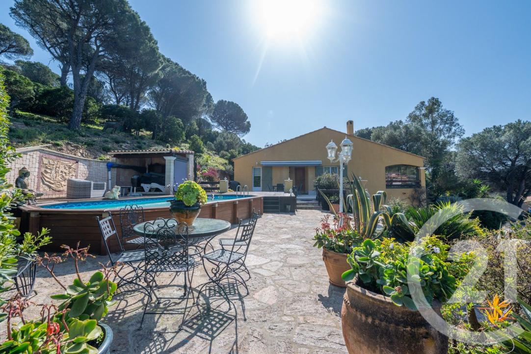 Le Lavandou, Provence-Alpes-Côte D'Azur 83980, فرنسا