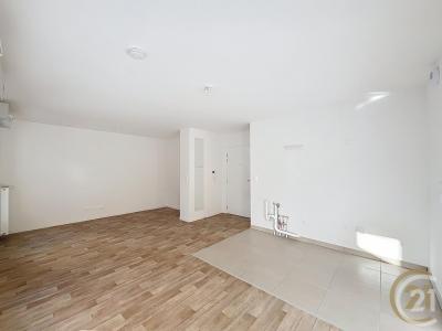 Deville Les Rouen, Haute-Normandie 76250, Francia