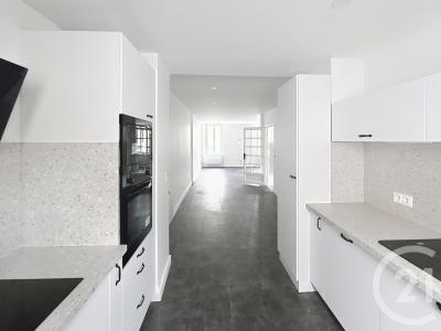 Reims, شامپان – أردان 51100, فرنسا