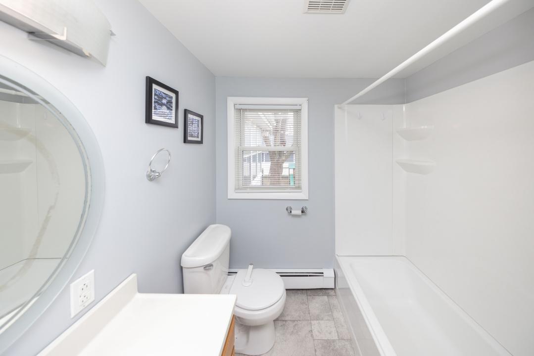 48 Ray street unit 2 , Webster, Massachusetts 01570, USA