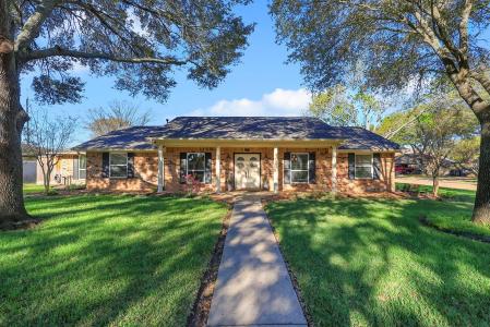 807 Dogwood Street, Katy, Texas 77493, USA