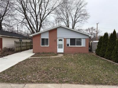 6516 Oak Street, Taylor, Michigan 48180, USA