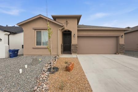 215 Needle Avenue SW, Los Lunas, NM 87031, USA