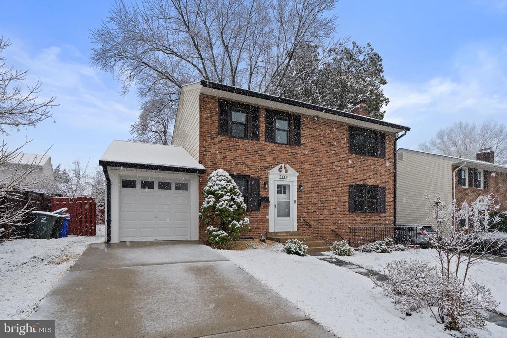 2339 N Powhatan Street, Arlington, Virginie 22205, États-Unis