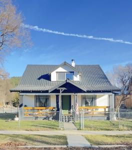 112 Houghton St., Ione, Washington 99139, USA