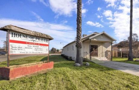 260 N Los Angeles Street, Tulare, California 93274, Estados Unidos