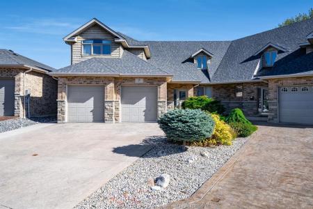 7 METTAWAS LANE, Kingsville, Ontario N9Y 0A2, Canadá