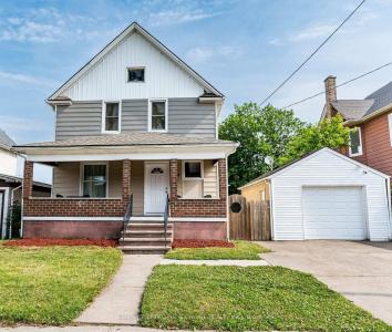 5001 KITCHENER STREET, Niagara Falls, Ontario L2G 1A9, Canada