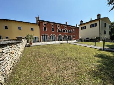 Via LA Pavarana, Grezzana, Veneto 37023, Italy