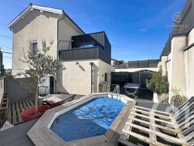 Feyzin, Rhône-Alpes 69320, France