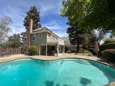 1652 S Exeter Court, Visalia, كاليفورنيا 93292, الولايات المتحدة