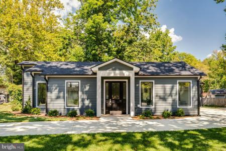 13711 Joyce Road, Woodbridge, Virginia 22191, USA